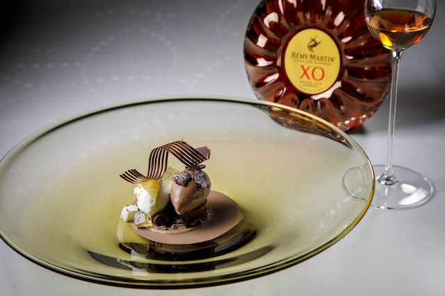 レミーマルタン300周年アニバーサリーコラボレーション 三つ星フレンチレストラン「ロオジエ」×レミーマルタン XO